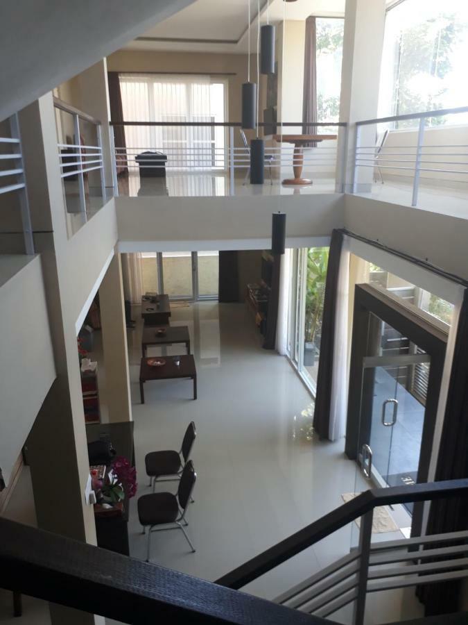 Brielle Guest House Jimbaran  Exterior photo